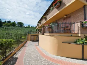 Lari Pancole in Pancole - Image 4