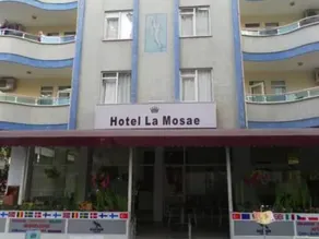 Hotel La Mosae - Image 5