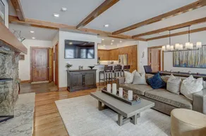 Modern Mountain Getaway-luxury 3 Bedroom Ski-in Ski-out Condo by Redawning - Image 1