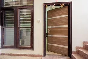 OYO 14054 Home Modern 3BHK Canal Road - Image 4