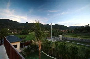 Beautiful Cozy Large Villa With Modern Decor and Fully Luxurious Furnishings - Image 5