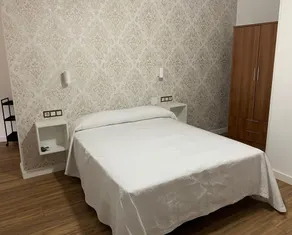 Hostal Solymar - Image 2