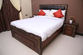 Hotel Paradise Lounge - Image 2