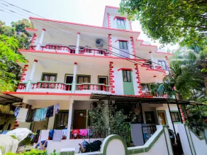 Crystal Holiday Homes by OYO Rooms - Image 5