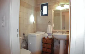 Amazing Home in Melissi Korinthia With Wifi and 2 Bedrooms - Image 2