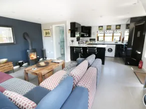 Woodstock Lodge - Image 2