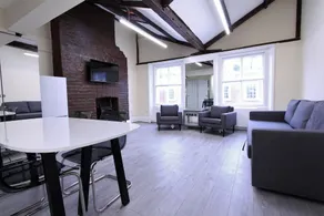 Stunning Loft Apartment In Knightsbridge - Image 3