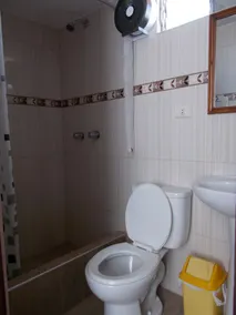 Hostal La Reyna - Image 2