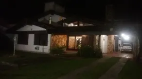 Bela e Aconchegante Residência - Image 2