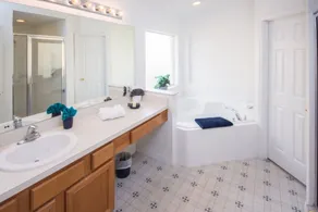 Emerald Island Resort - Image 2
