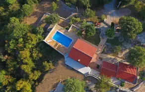 Nice Home in Benkovac With Wifi, 4 Bedrooms and Outdoor Swimming Pool - Image 2