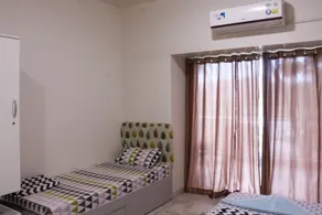 Urban Nomads Pune Co-Live & Co-Work - Image 3
