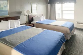 Americas Best Value Inn - Image 4