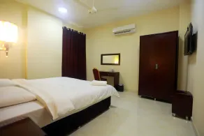 Al Dhiyafa Palace Hotel Apartments - Image 3