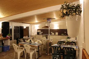 Spacious House in Poble Nou with Garden - Image 5