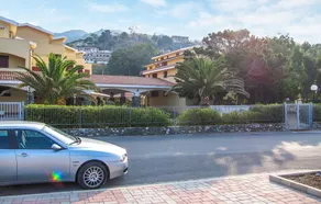 Nice Apartment in Cetraro With 1 Bedrooms - Image 2