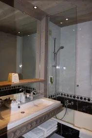 Hôtel Champs Fleuris Morzine - Image 2