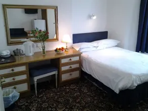 Abingdon Lodge Hotel - Image 2