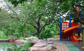 OYC Crown Prince Hotel - Image 5
