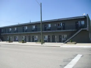 Camrest Motel - Image 3