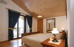 House in Pula for 10 people with 4 rooms Ref. 625939 - Image 2