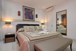 Rizzo Plaza Hotel - Image 2