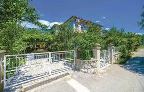 Amazing Home in Tribalj With Wifi and 2 Bedrooms - Image 3