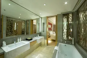 Luxury Blue Horizon Hotel - Image 5