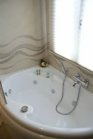 Alixia's Suites - Image 4