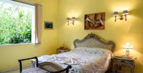 Cronos Guest House - Image 2