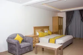 Almakan Hotel 107 - Image 4
