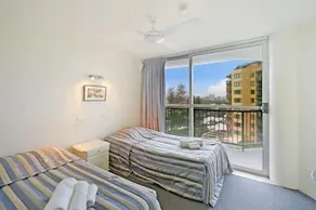 Syrenuse Apartments - Image 4