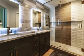 City Luxury Oasis! 3 Level Condo With 360 Roof! - Image 2