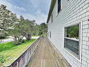 New Listing! Coastal Gem W/ Decks, Walk To Harbor 3 Bedroom Home - Image 5