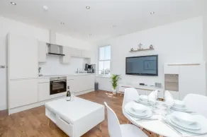 Marina Vista - Image 4