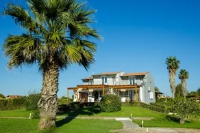 Tropical House Sea View - Image 3