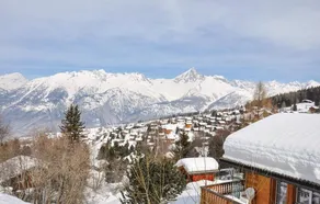 Beautiful Apartment in Bürchen With 2 Bedrooms - Image 4