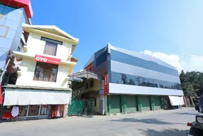 OYO 10783 Hotel River Moon - Image 3