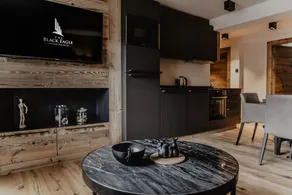 Black Eagle Luxury Appartement - Image 5
