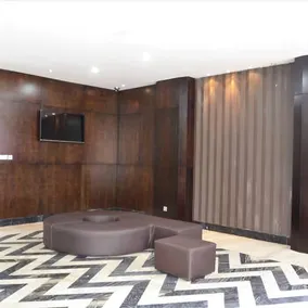 9 Hotel - Image 2