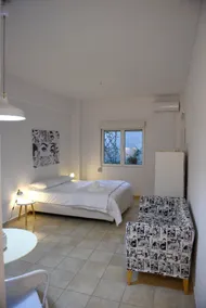 Studio in Athens, With Wifi - Image 3