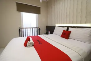 RedDoorz Plus @ Airlangga Mataram - Image 4