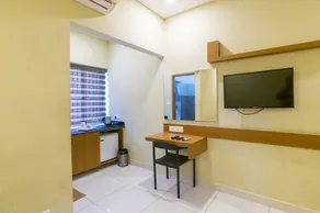 Hotel Crescent Inn - Image 5