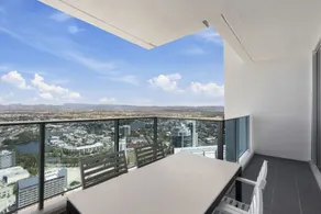 Orchid Residences - HR Surfers Paradise - Image 2