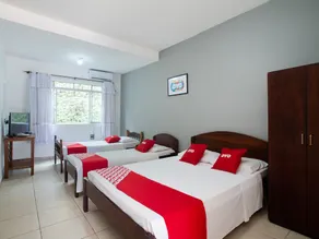 Hotel Trocadero - Image 3