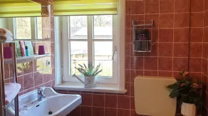 Apartment, shower, toilet, 1 bed room - Image 3