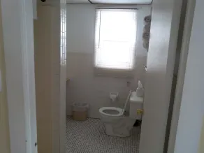 Four Winds Motel & Apartments - Image 3