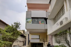 Apple Door Service Apartment - Image 3