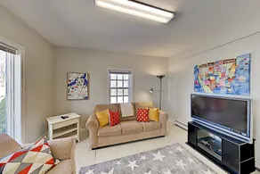 Renovated Retreat - Near Beaches & Town 5 Bedroom Home - Image 5