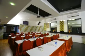 Townhouse Oriental INN - Image 5